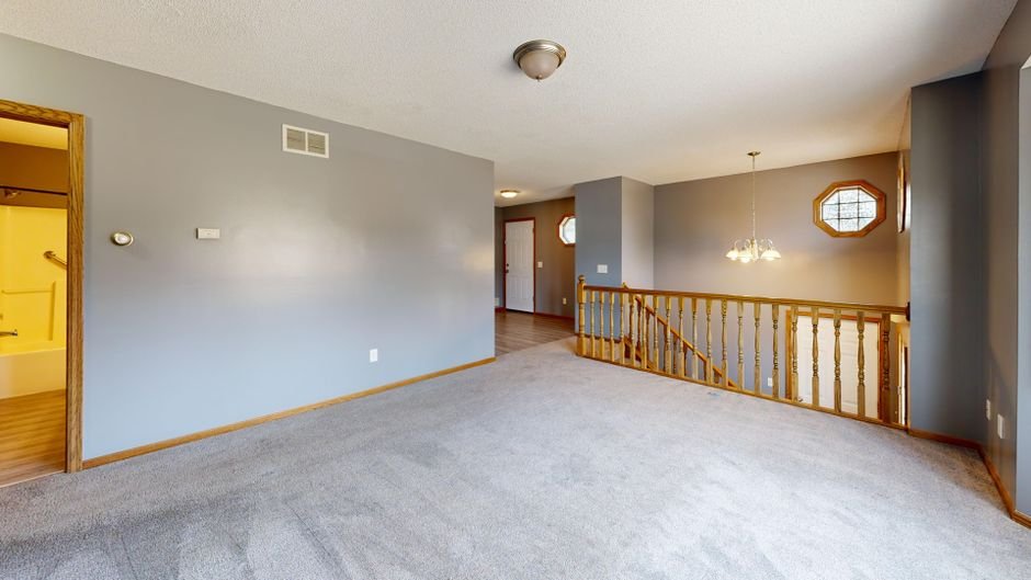 Carpet Cleaning Services Near Me: DIY Guide Tips 1 Featured image