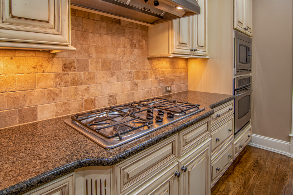 Clean Oven Before Moving Out Reddit: Essential Guide 1 Featured image