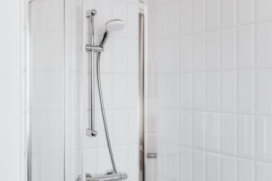 End of Tenancy Bathroom Cleaning Glenrothes: Expert Tips 9 Featured image