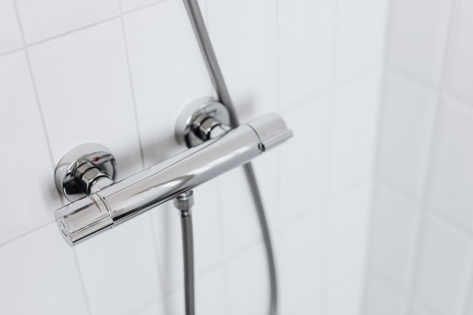 Remove Limescale Before Rental Inspection: Tips & Tricks 5 Featured image