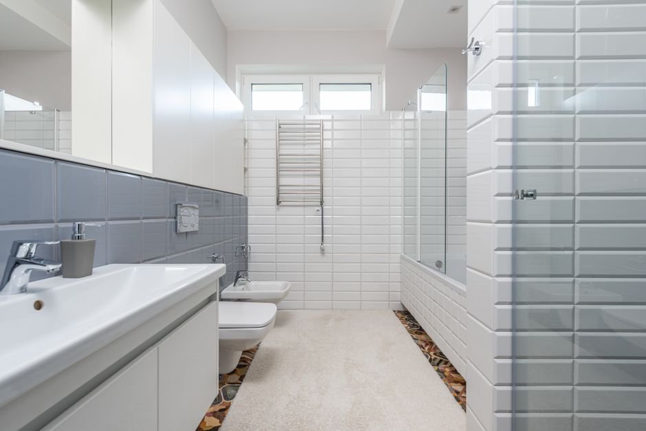 Shower Screen and Bathroom Tap Cleaning Tips 3 Featured image